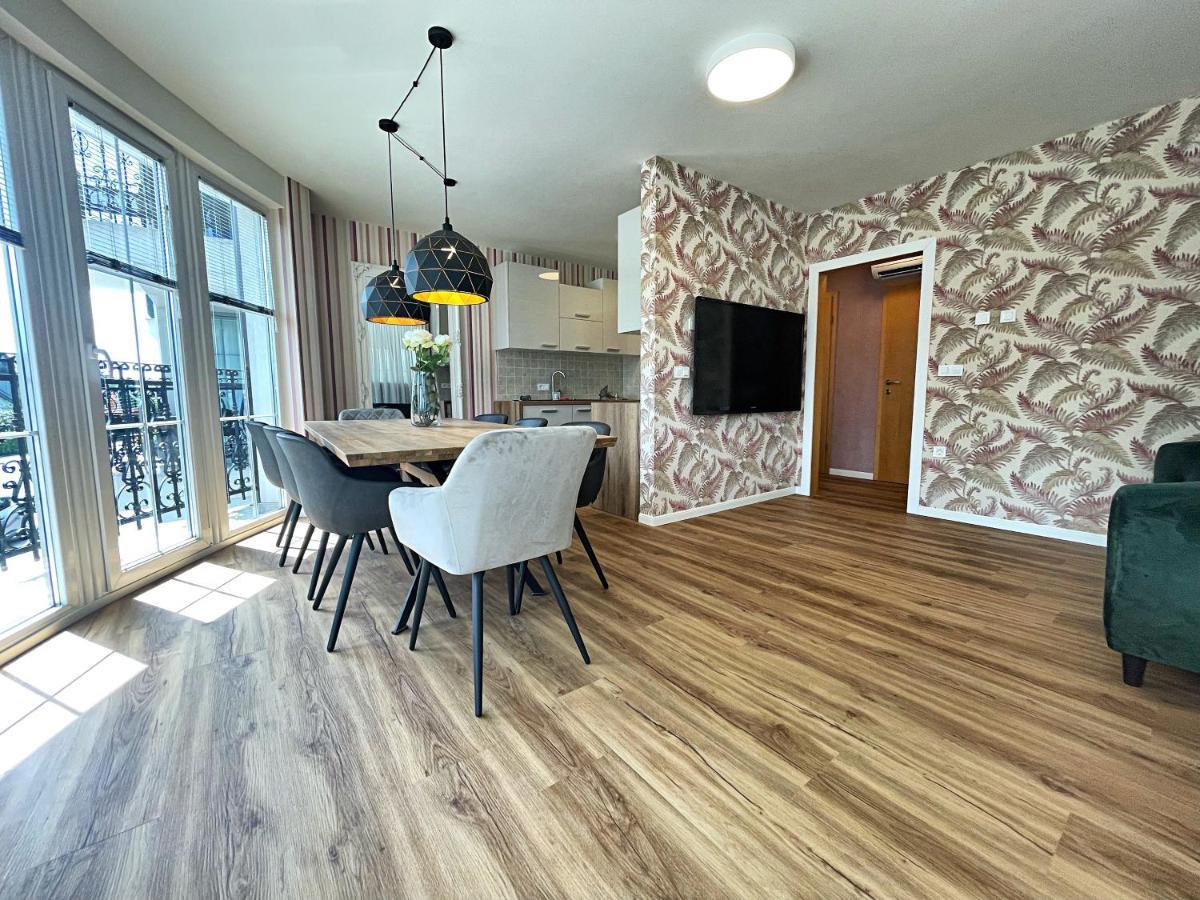 Vila Urbana Luxury Apartments Лешче Экстерьер фото