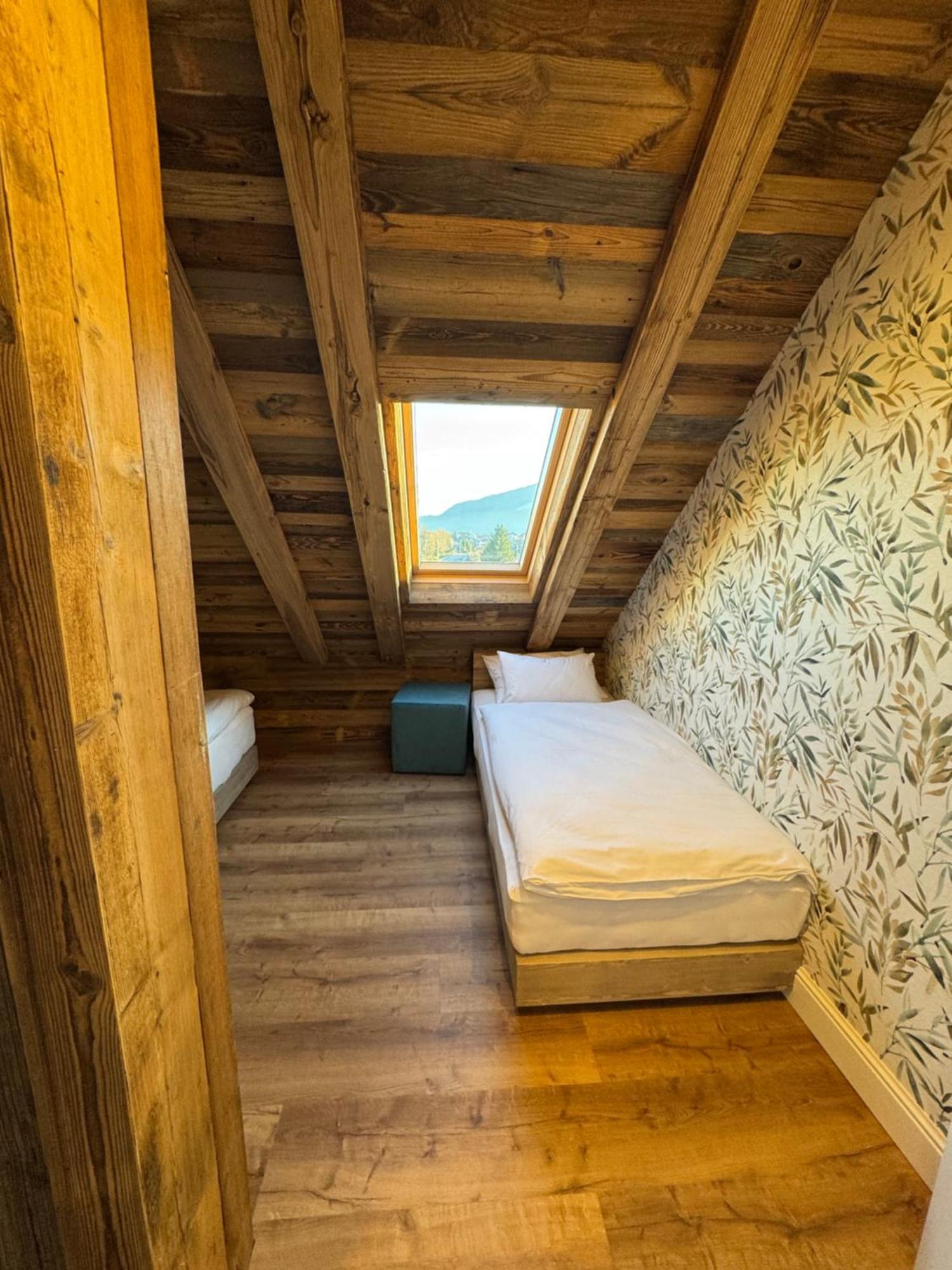 Vila Urbana Luxury Apartments Лешче Экстерьер фото